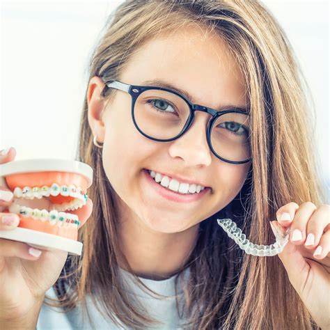 The Difference Between Traditional Braces And Invisalign Which Is