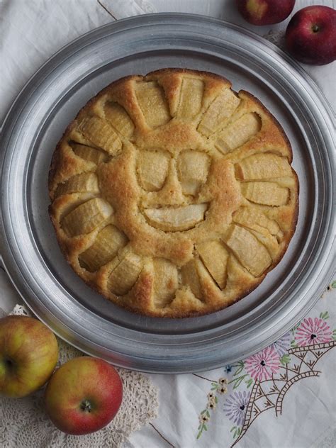 German Sunken Apple Cake Versunkener Apfelkuchen Ms Cleaver