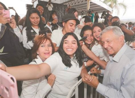 AMLO reanudará giras la próxima semana irá a Cancún para banderazo a