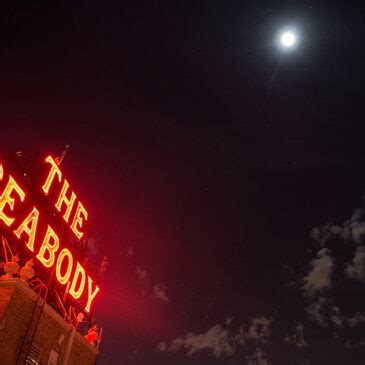 peabody rooftop proposal | amydale photography | Memphis, TN | Memphis ...