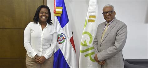 Licenciado Juan Rosa recibe visita de cortesía Dirección General de