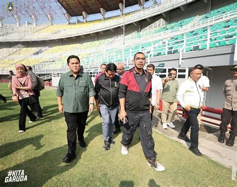 Erick Thohir Tinjau Stadion Gelora Bung Tomo Surabaya Untuk Laga