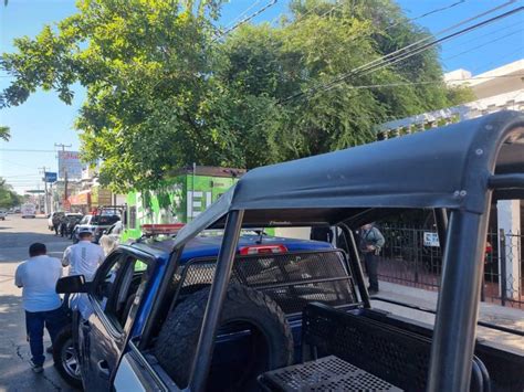 Despojan con violencia un automóvil a mujer en Las Quintas en Culiacán