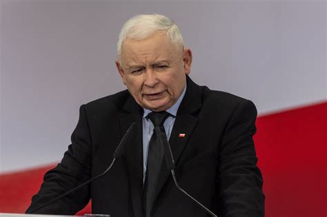 Politycy PiS nie wpłacają datków na partię Jarosław Kaczyński nie