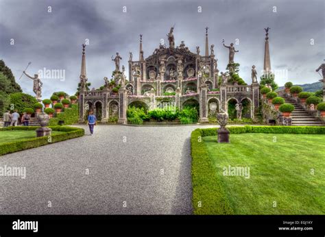 Isola bella gardens hi-res stock photography and images - Alamy