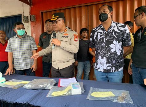 Waria Pemilik Salon Di Bekasi Dibunuh Sang Karyawan Halaman