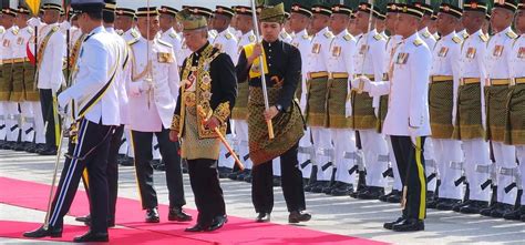 Agong Harap Anwar PM Terakhir Sebelum Pulang Ke Pahang Edisi 9