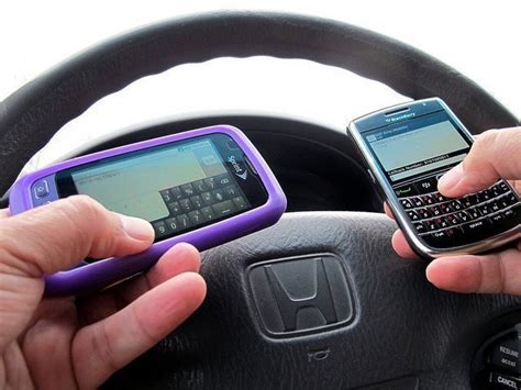 Using A Mobile Phone Whilst Driving The Law Needs Changing