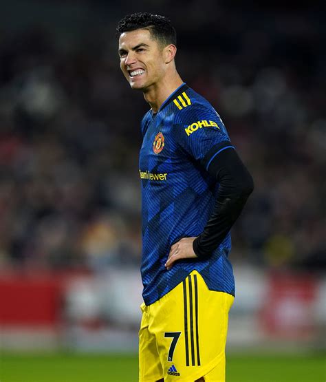 Cristiano Ronaldo doubtful for Manchester United due to neck problem | The Independent