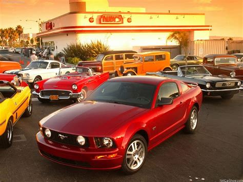 2005 Mustang 20 Iconic Pony Cars Gt 05 Ford Maroon Hd Wallpaper