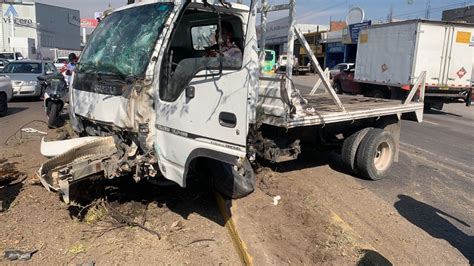 Se Sube Al Camell N Y Choca Contra Un Rbol En La Salida A Salamanca