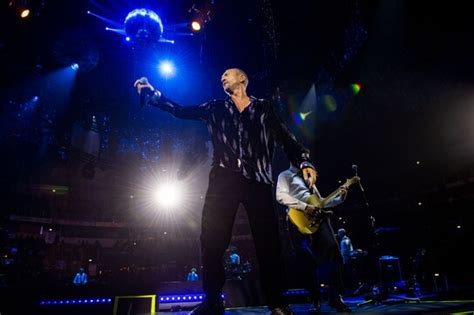 Biagio Antonacci Le Foto Del Concerto Al Palasport Di Roma