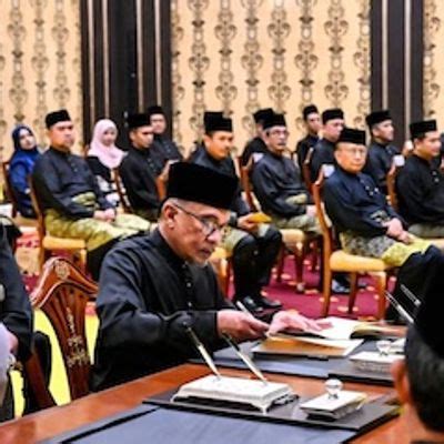 Anwar Dan Pakatan Kerajaan Bukan Pembangkang