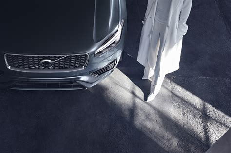 Volvo XC90 R-Design on Behance