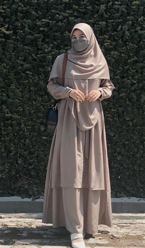 Pin By Arifin On Hijab Anggun Muslimah Fashion Casual Abayas Fashion