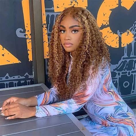 Deep Wave Ombre P T Part Lace Front Human Hair Wig Honey Blonde Wavy Colored Lace Front