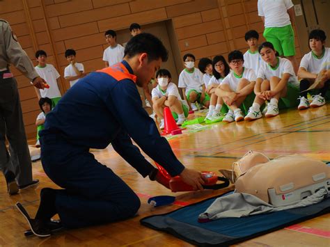 救急救命講習 デイリースナップで見る学びのポイント 岐阜聖徳学園大学附属中学校