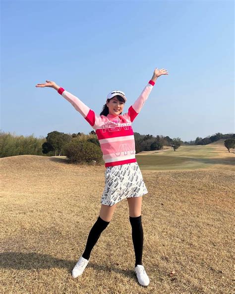 佐々木もよこさんのインスタグラム写真 佐々木もよこinstagram「ゴルフ⭐︎パラダイスのロケで島根県浜田ゴルフリンクス に行って