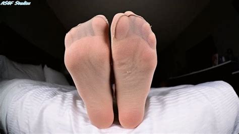 ACG Mesmerizing Slow Pantyhose Sole Tease Part MPG Amateur Soles Giantess And Footjobs