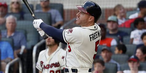 Freddie Freeman fuels Braves sweep