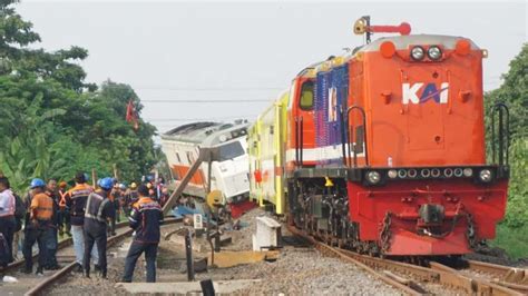 Kereta Api Pandalungan Anjlok Begini Nasib Penumpang Penataran