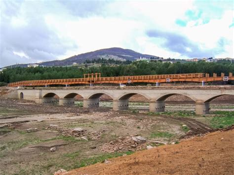 Wooden Bridges And Walkways Bridge And Pedestrian Footbridge By