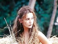 Naked Hande Ataizi Added 03 06 2017 By Turbanassigi