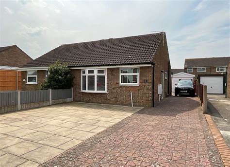 2 Bed Semi Detached Bungalow For Sale In Northam Close Marshside