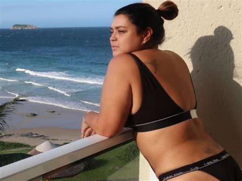 Preta Gil reprova críticas ao corpo após foto de lingerie TV e Famosos Portal O Dia