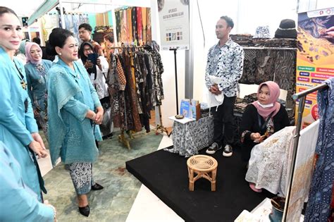 Foto Buka Gelar Batik Nusantara Presiden Apresiasi Para Pelaku Batik