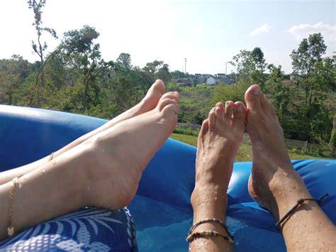 Pool Footsie 10 Nude Pics XHamster