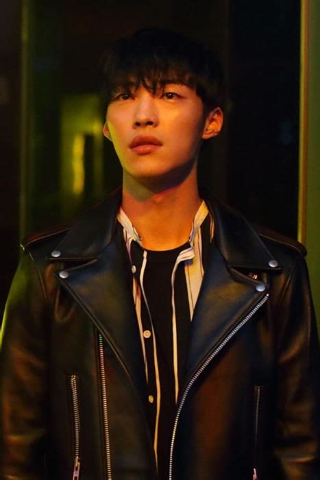 Woo Do Hwan Transforms Into A Seductive Ladies Man For “tempted”