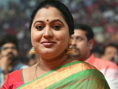 Lakshmi Priya On The Controversial Serial Issue Malayalam Filmibeat