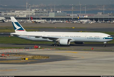 B KPB Cathay Pacific Boeing 777 367ER Photo By Takashi Iwai ID 154302