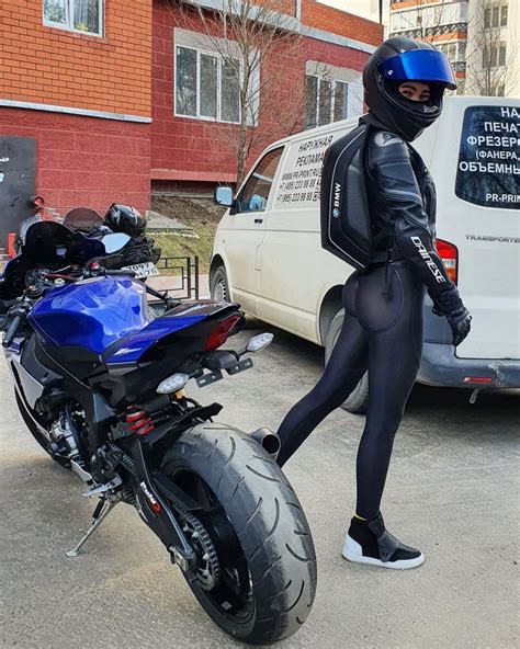 Yamaha R1 High Performance Sportbike Born To Race Women Motorcycle