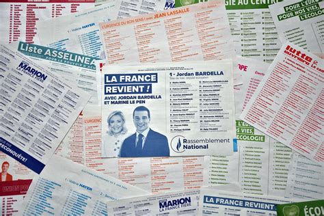 Elezioni In Francia Si Vota Per Il Primo Turno In Gioco Il Futuro Di