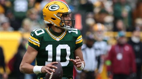 5 Reasons Beyond DC Joe Barry Why Packers D Has Regressed