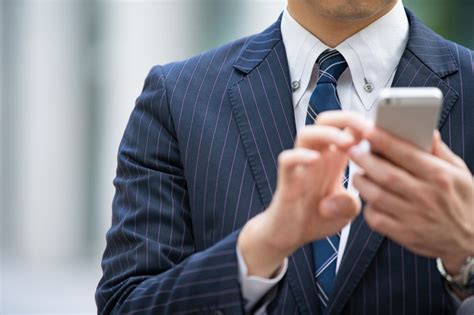 ホリエモンが「スマホでは稼げない」に反論する理由 テクノロジーを悪者にするのは常識に洗脳されている：堀江貴文が説く「経営者は非常識であれ」（1