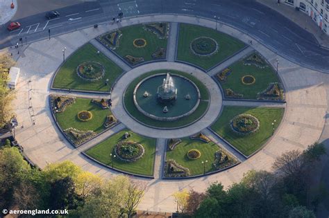 Aeroengland Queens Gardens And Fountain Hull