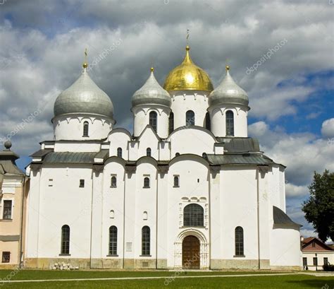 Saint Sophia cathedral, Great Novgorod, Russia — Stock Photo ...
