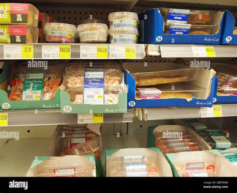 Supermarket supplies hi-res stock photography and images - Alamy