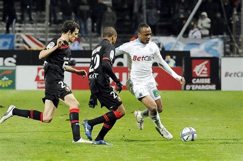 Foot Om Rennes Veut Bien Donner Un Coup De Main L Om Mais Foot