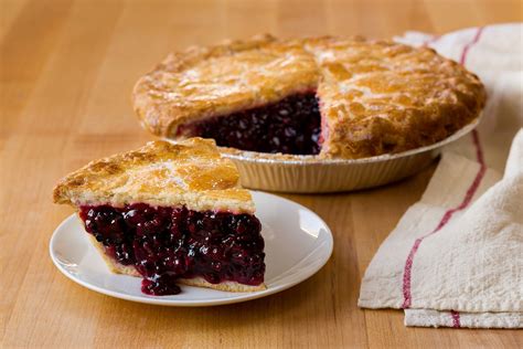 Linn's Easy as Pie Cafe - Visit Cambria | CA