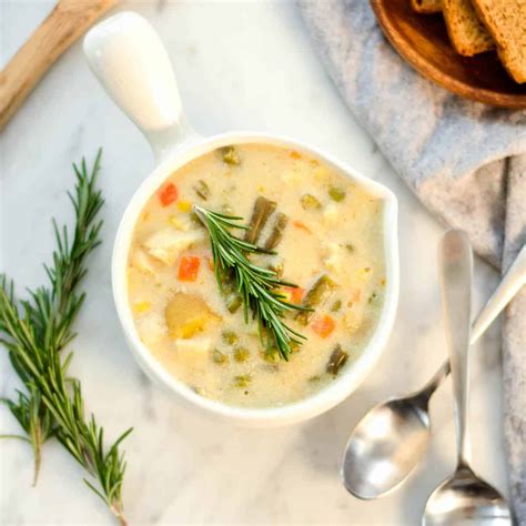 Slow Cooker Chicken Pot Pie Soup Joyfoodsunshine