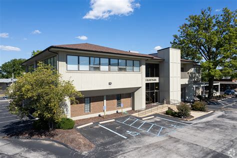 10425 Old Olive Street Rd Creve Coeur Mo 63141 Office For Lease