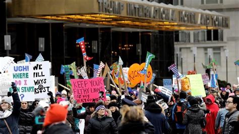 Nueva York Protesta Contra Trump En Una Marcha De Las Mujeres Dividida