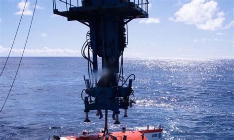 Chinese And New Zealand Scientists Dive To One Of The Ocean S Deepest