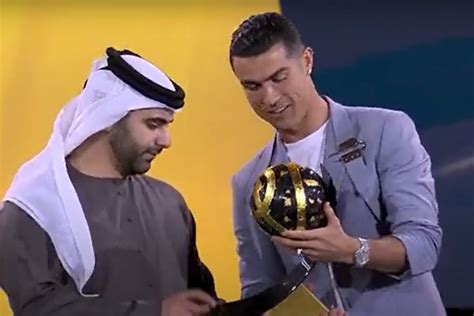 Cristiano Ronaldo Raih Globe Soccer Award Sebagai Pencetak Gol