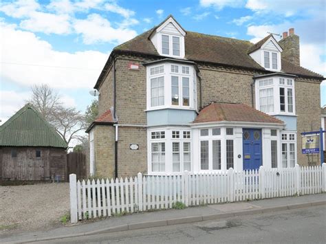 Bed Detached House For Sale In Tothill Street Minster Ct