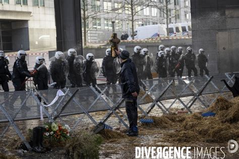 Manifestation Des Agriculteurs Et Agricultrices Européen Ne S Devant Le